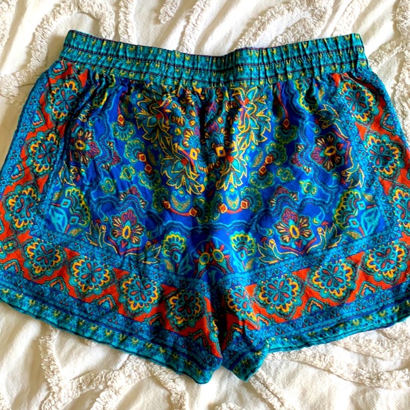 Printed Shorts - Picture 3 of 4